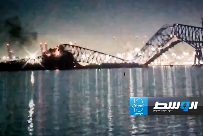 بث مباشر.. انهيار جسر في مدينة بالتيمور الأميركية بعد اصطدام سفينة به