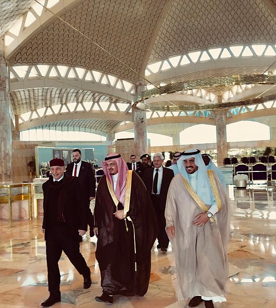 عقيلة صالح يصل الرياض على رأس وفد من أعضاء مجلس النواب