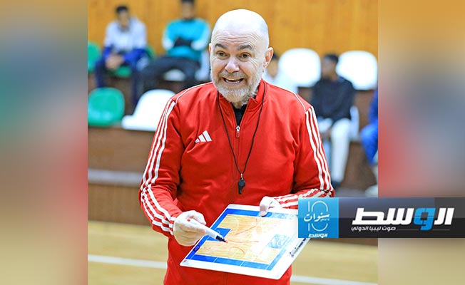 مدرب المنتخب الليبي لكرة السلة فؤاد أبوشقرا (فيسبوك)