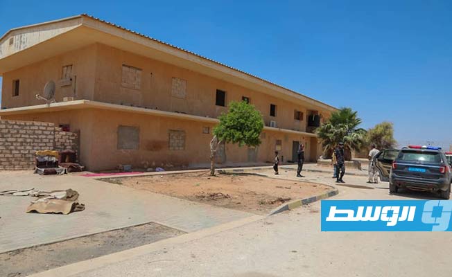 لجنة أمنية تباشر في إخلاء 50 مبنى وقطعة أرض مملوكة للدولة ببنغازي