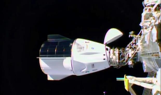 التحام مركبة «دراغون» بمحطة الفضاء الدولية