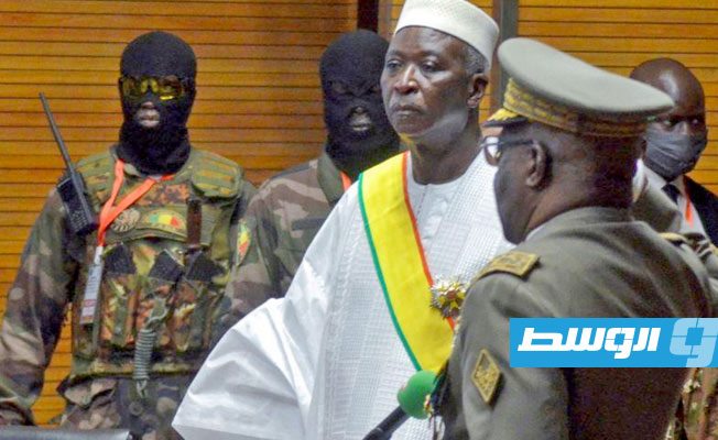 قادة غرب أفريقيا يرفعون العقوبات عن مالي