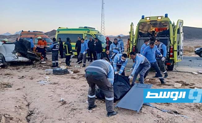 حادث تصادم اتوبيس وميكروباص في جنوب سيناء. (الإنترنت)