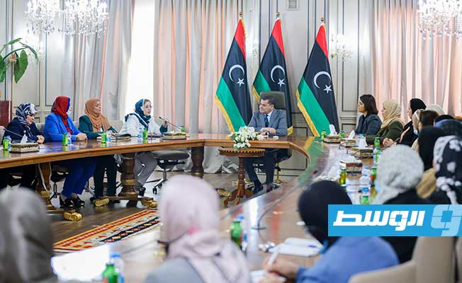 لقاء الدبيبة مع عدد من الناشطات والحقوقيات في طرابلس، الأحد 14 نوفمبر 2021. (حكومة الوحدة الوطنية)