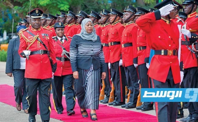 سامية حسن تؤدي اليمين لتصبح أول امرأة تتولى رئاسة تنزانيا