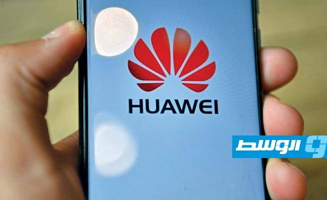 «هواوي» تخسر صدارة البائعين العالميين للهواتف الذكية لصالح «سامسونغ»
