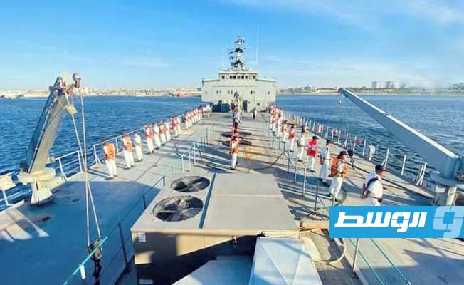 سفينة ابن عوف خلال رحلتها قبالة الساحل الليبي.