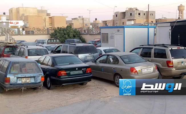 سيارات مخالفة مضبوطة في أجدابيا، 5 مايو 2024. (تصوير: صلاح ناصف)