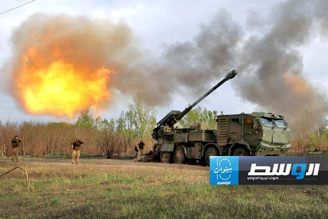 روسيا تكثف ضغوطها العسكرية للسيطرة على مدينة استراتيجية أوكرانية