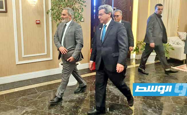 الأمين العام لمنظمة «أوبك» يصل طرابلس