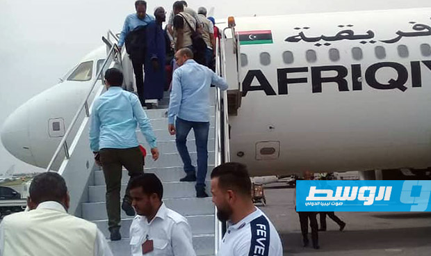 Aid shipment and 10 million dinars for local banks arrives in Ghat