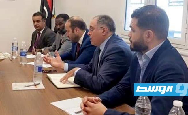 مناقشة مشكلات الطلبة الليبيين في مصر