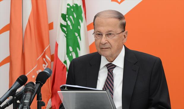 الرئيس اللبناني يتعهد بإيجاد حل لتعقيدات تشكيل الحكومة