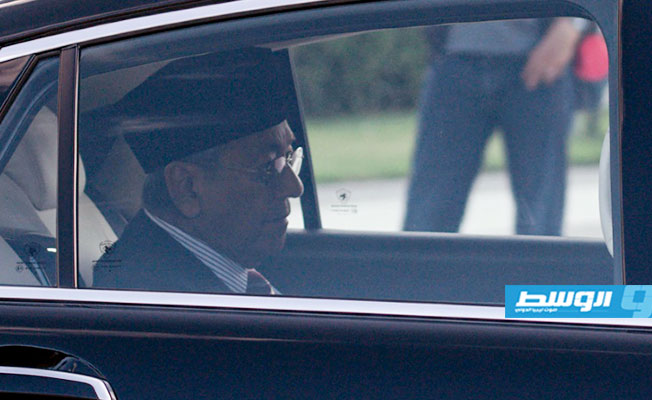 أزمة سياسية في ماليزيا بعد استقالة مهاتير محمد من رئاسة الوزراء