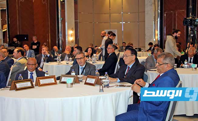 الحويج يلقي كلمة أمام المنتدى المصرفي المغاربي حول الاقتصاد الرقمي لإعادة إعمار ليبيا في تركيا، 19 مايو 2023. (وزارة التجارة والصناعة)