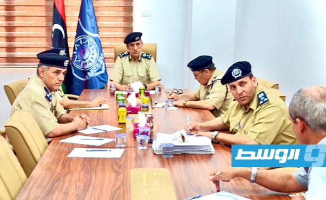 «داخلية الوفاق» تدرس إعداد هيكل تنظيمي موحد لمديريات الأمن ومراكز الشرطة