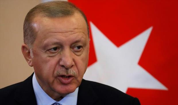 إردوغان يطالب ترامب بتسليم قائد قوات سوريا الديمقراطية