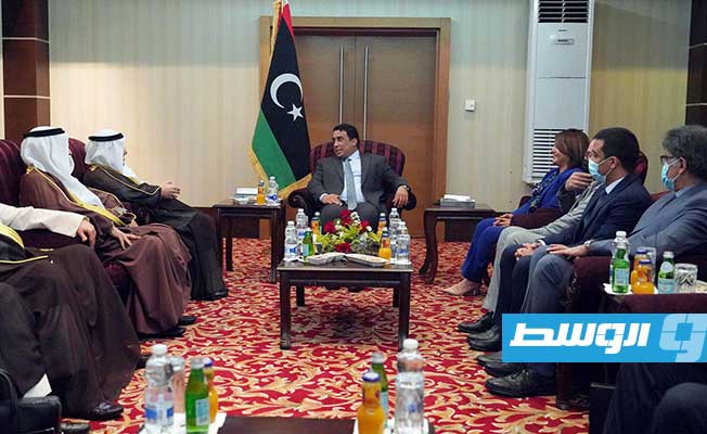 المنفي يبحث مع وزير خارجية الكويت سبل تعزيز التعاون الاقتصادي والسياسي بين البلدين