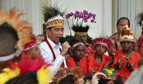 الرئيس الإندونيسي يبدأ ولايته الثانية: تظاهرات وإرهاب وهزة أمنية