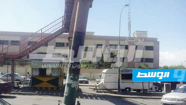 بلدية بنغازي تكلف لجنة مختصة لمعاينة جسر مشاة مستشفى الجلاء