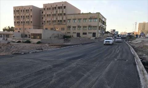 إنهاء أعمال تدشين الطريق الفرعي أمام مبنى الخطوط الليبية في طبرق