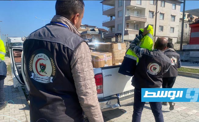 وصول أول دفعة من المساعدات الليبية إلى مخيم بخشين على الحدود السورية - التركية