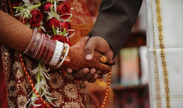 هندي يتزوج بعد ساعات على إطلاق النار عليه