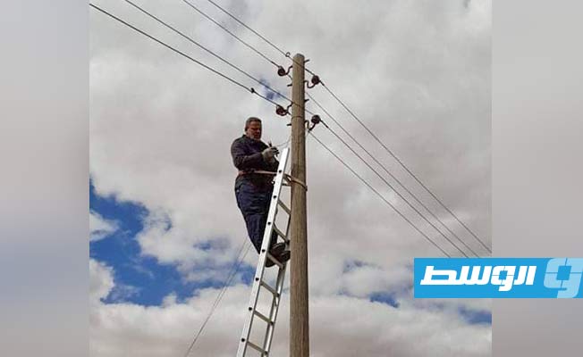 «الكهرباء» تطلق حملة لإزالة التوصيلات غير الشرعية في الساحل الغربي