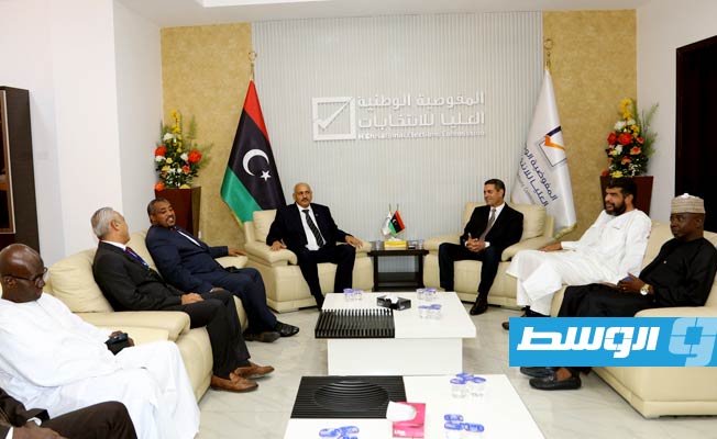 لقاء السايح سفيري السودان والنيجر والقائمين بالأعمال في سفارتي نيجيريا ومالي. (مفوضية الانتخابات)