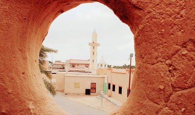 رئيس مصلحة الآثار يزور مجموعة من المواقع الأثرية بمدينة أوجلة (فيسبوك)