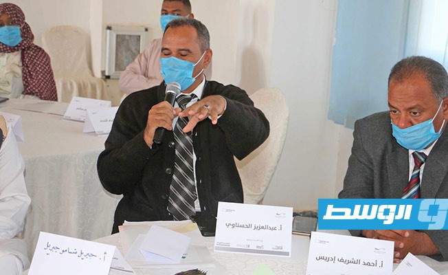 إحدى جلسات الملتقى الإعلامي الأول في غات. (بوابة الوسط)