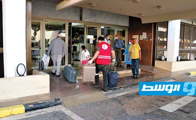 بلدية بنغازي: تسكين جميع العائدين من الخارج في أماكن الحجر الصحي