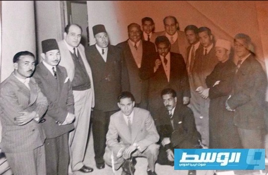 الوفد الصحفي الليبي في زيارة لمؤسسة اخبار اليوم مع على ومصطفى أمين