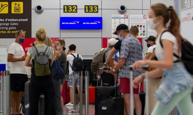 هروب عدد من ركاب طائرة بعد هبوط اضطراري في مطار إسباني