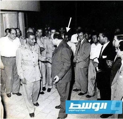 مع الصحفيين الليبيين، والمصريين في لقائهم الزعيم جمال عبد الناصر بعد ثورة 23 يوليو