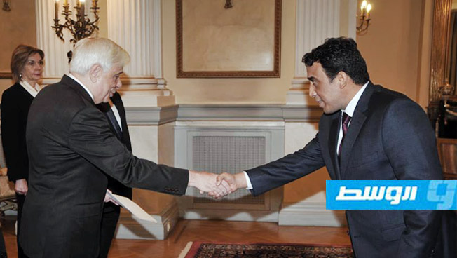 سفير ليبيا في أثينا يسلم أوراق اعتماده إلى الرئيس اليوناني