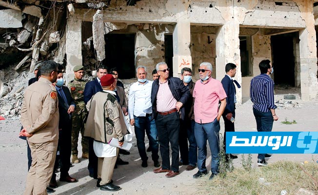 وزيرا الإسكان وشؤون المهجرين يتفقدان مناطق ببنغازي