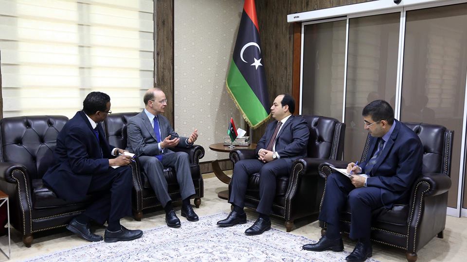 معيتيق يلتقي المستشار العسكري الجديد لبعثة الأمم المتحدة للدعم في ليبيا