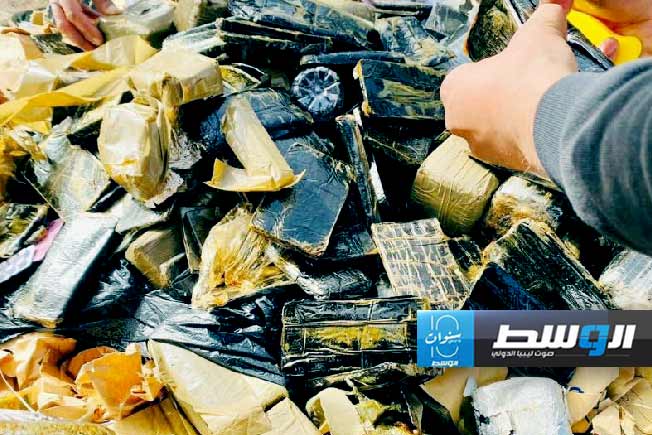 إحراق كمية من المخدرات بمدينة سرت، 5 مارس 2024. (جهاز مكافحة المخدرات)
