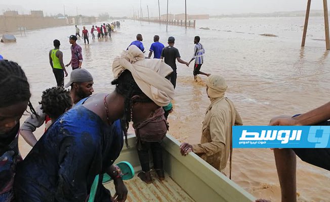 بعد السيول.. المجلس البلدي غات يحذر من استمرار الأمطار الغزيرة اليومين المقبلين