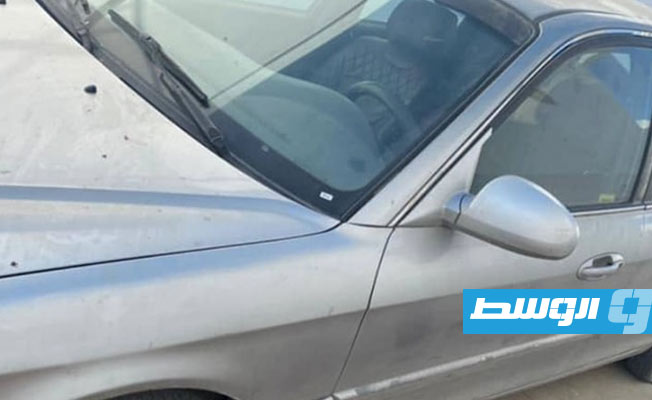سيارة مضبوطة بحوزة المتهمين بالسطو المسلح (مديرية أمن بنغازي)