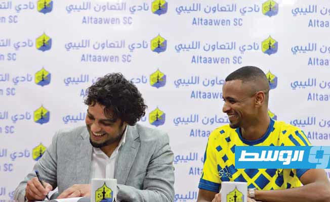 لاعب سوداني يدعم صفوف التعاون في الموسم الجديد