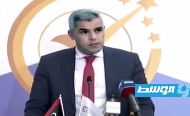 مفتاح طاهر حمادي يقدم أوراق ترشحه للانتخابات الرئاسية