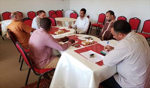 «البوانيس» تناقش صعوبات الفصل الإداري والمالي في بعض القطاعات عن بلدية سبها