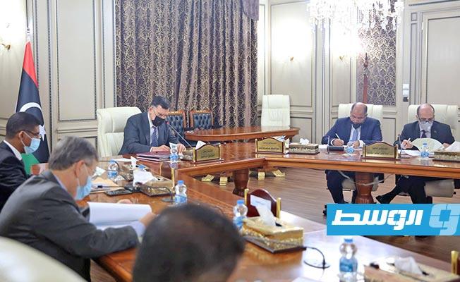الاجتماع الاستثنائي لمجلس الوزراء لحكومة الوفاق في العاصمة طرابلس الإثنين. (المكتب الإعلامي للسراج)