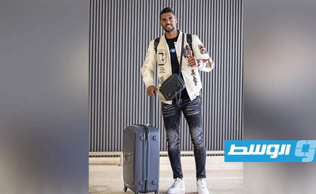 لاعب الاتحاد الليبي الجديد عبدالغفور المهري من مطار طرابلس، 2 مارس 2023. (صفحة النادي بفيسبوك)