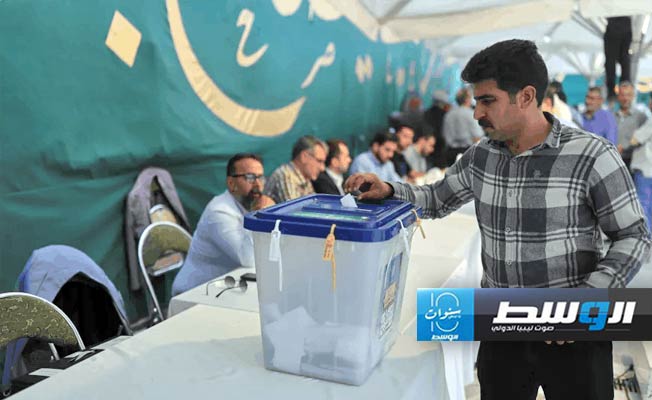 في انتخابات إيران.. جليلي وبزشكيان يتصدران النتائج الأولية