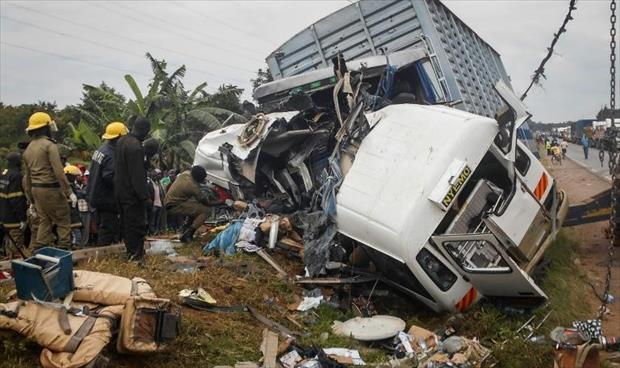 32 قتيلا في اصطدام بين 5 مركبات بأوغندا