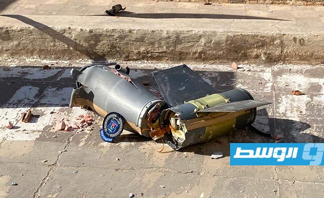 انتشال صاروخ وقذائف غير متفجرة من مناطق الاشتباكات في طرابلس