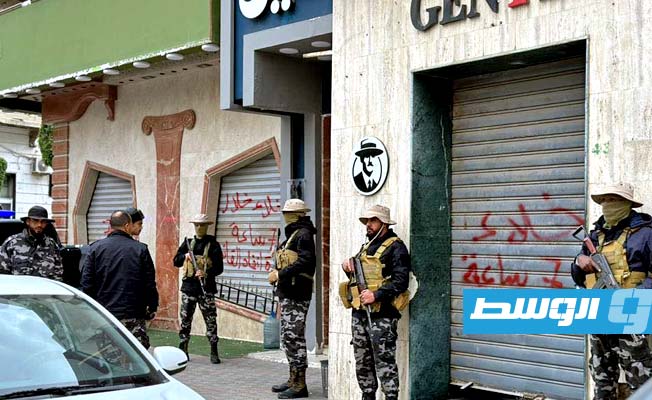 الشرطة تسلم محال تجارية وشقة سكنية وسط طرابلس إلى ملاكها الشرعيين